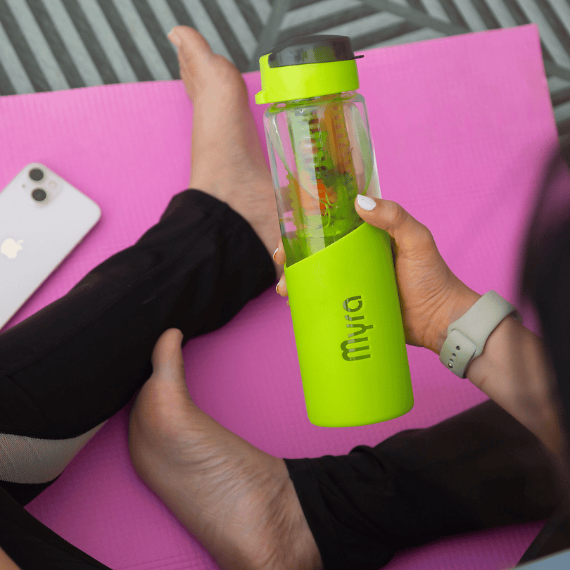 Infuser Personalized Glass Bottle  Silivano  750ml Infuser Bottle
