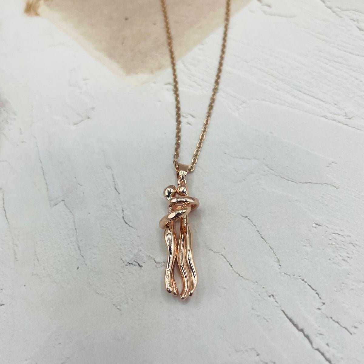 Lovestruck Couple Pendent With Chain